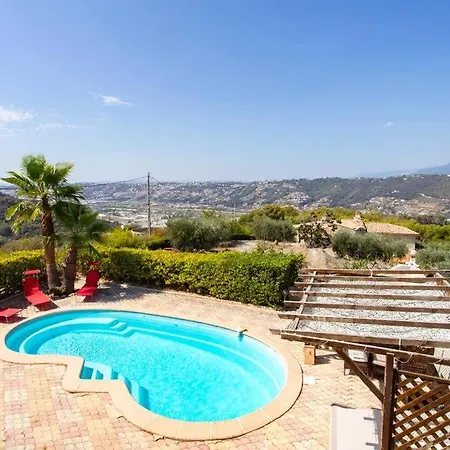 L57 Vineyard & Nature Swimingpool 3 Bdr Parking Ac